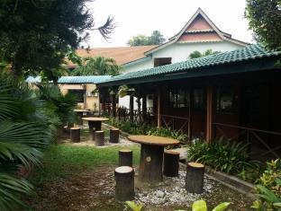 Country Hotel Malacca
